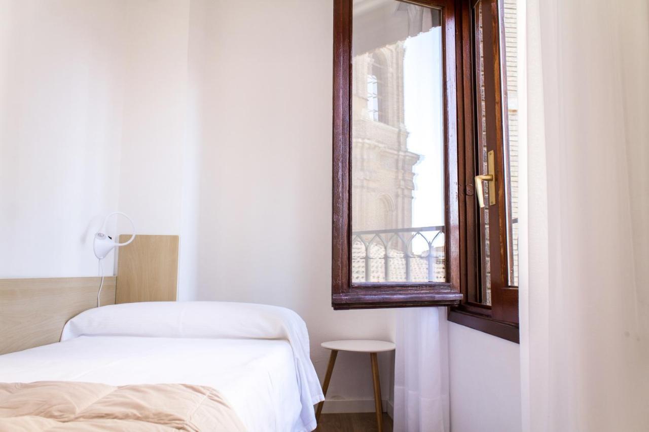 Apartamento Con Vistas En Centro Historico Zaragoza Kültér fotó