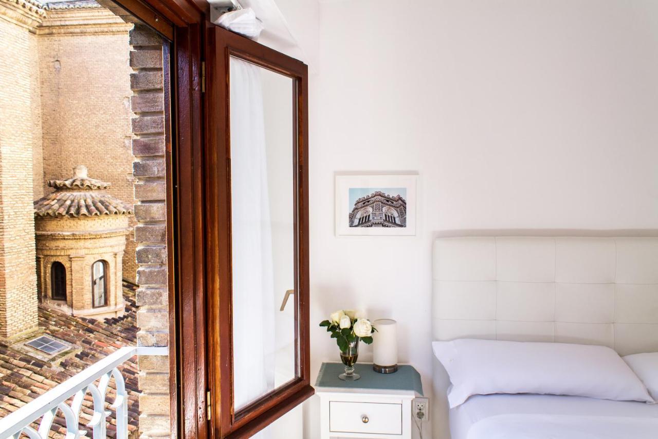 Apartamento Con Vistas En Centro Historico Zaragoza Kültér fotó