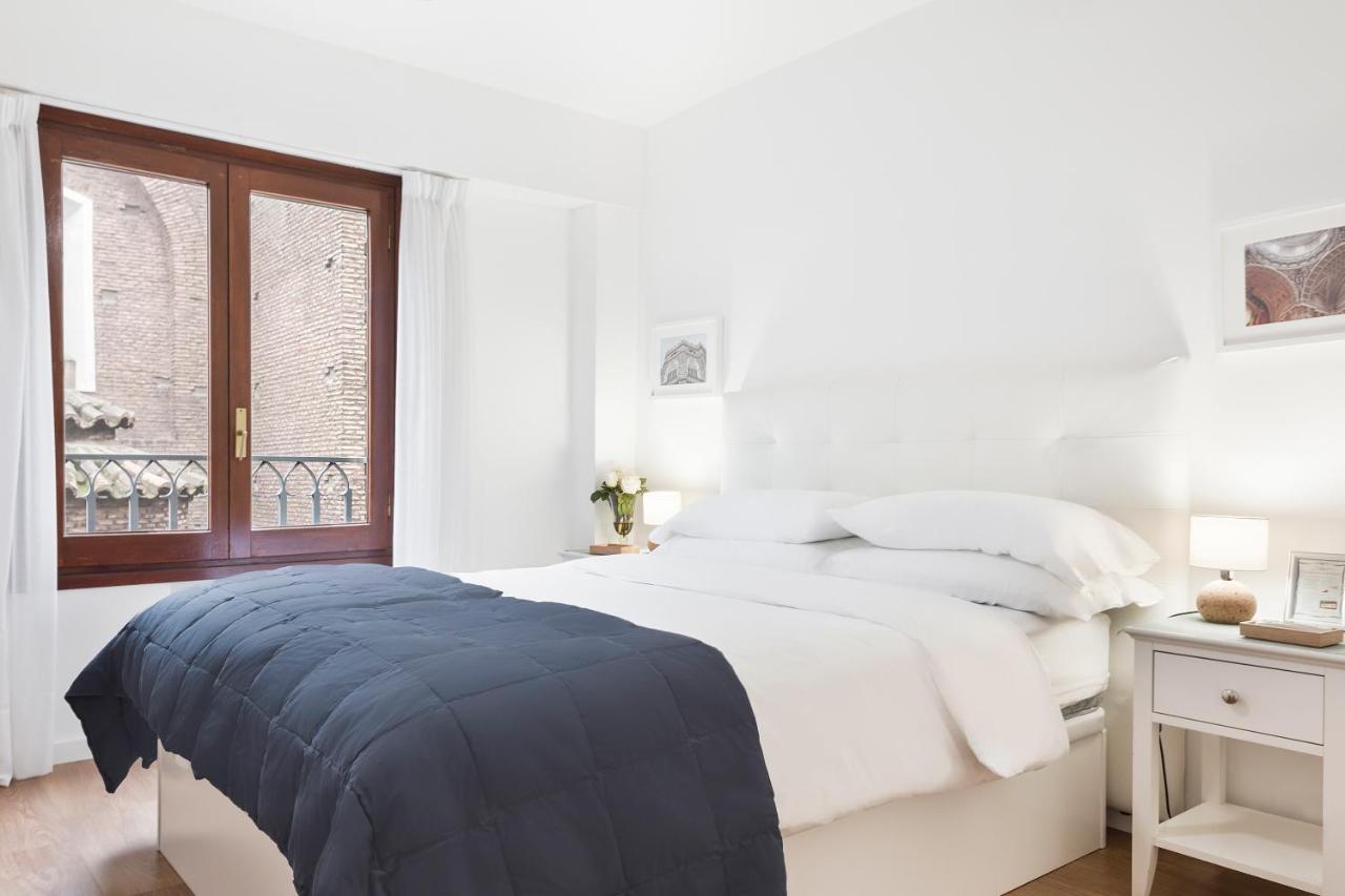 Apartamento Con Vistas En Centro Historico Zaragoza Kültér fotó